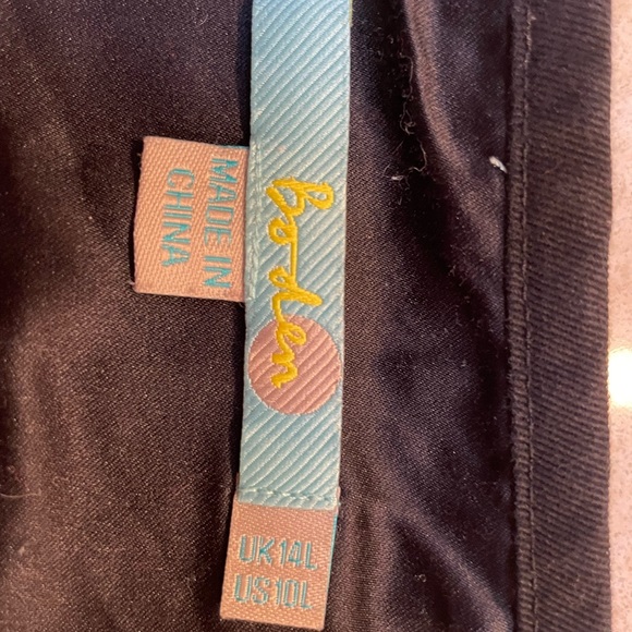 Boden black A-line skirt with embroidery, size 10L - Picture 4 of 8